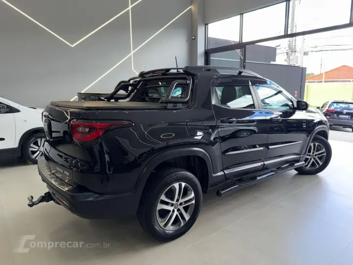 TORO 2.0 16V Turbo Freedom 4WD AT9