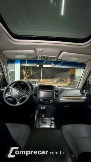 Pajero HPE Full 3.2 4x4 T.I.Dies. 5p Aut