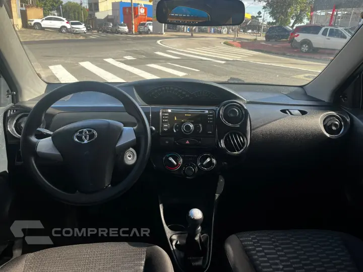 ETIOS 1.5 XS SEDAN 16V FLEX 4P MANUAL