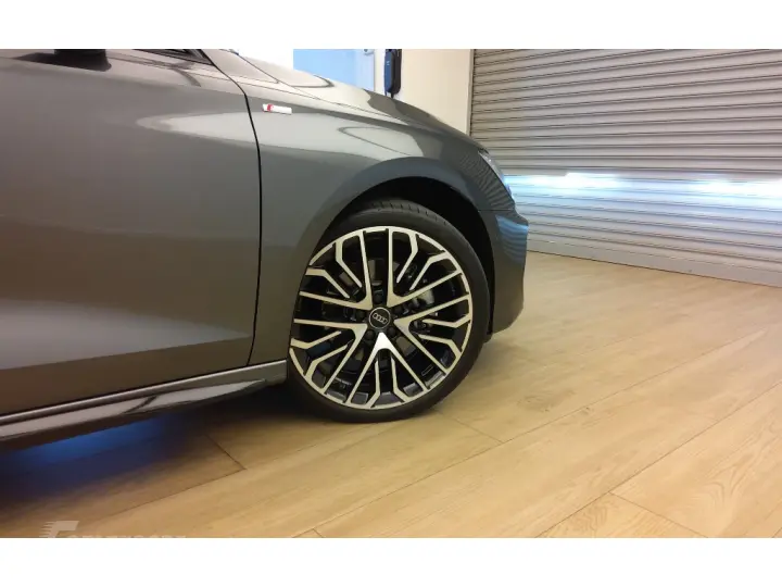 A3 2.0 TFSI GASOLINA SEDAN PERFORMANCE BLACK S-TRONIC