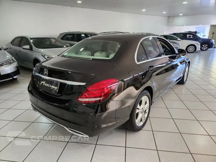 C 180 1.6 16V 4P CGI AVANTGARDE TURBO AUTOMÁTICO