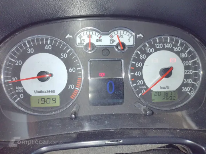 GOLF 1.6 MI Generation 8V