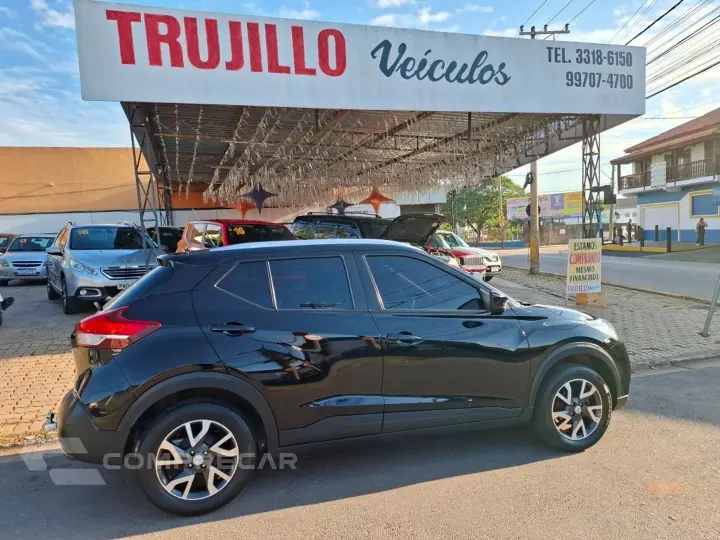 Kicks 1.6 16V Flexstart S Direct 4P Xtronic