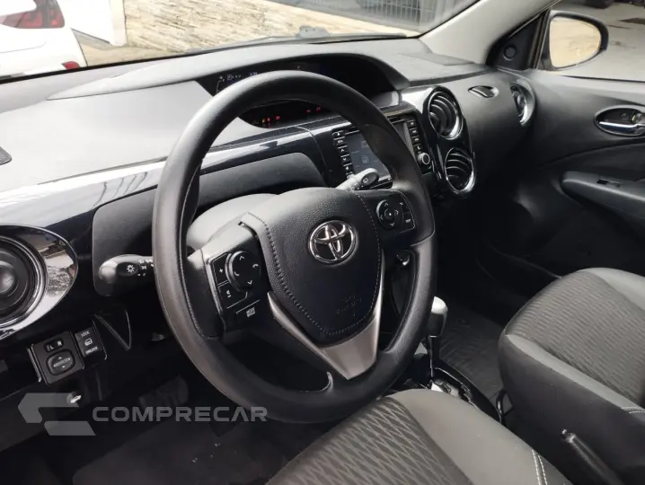 Etios Hatch 1.5 16V 4P FLEX READY AUTOMÁTICO