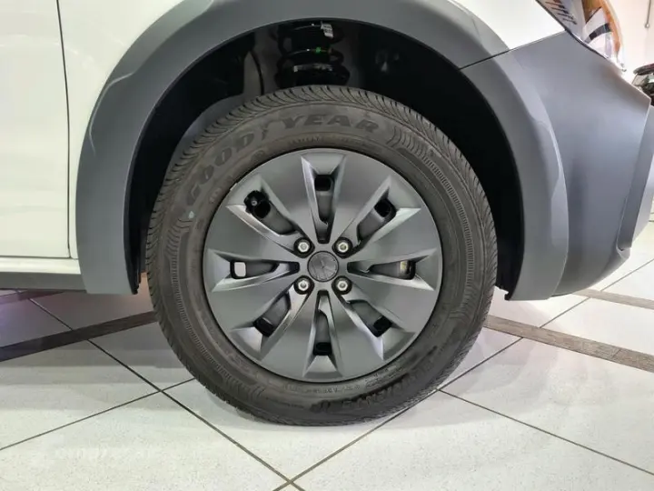 SAVEIRO 1.6 CS ROBUST 8V FLEX 2P MANUAL