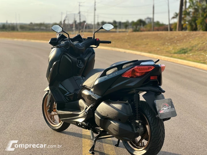 XMAX 250