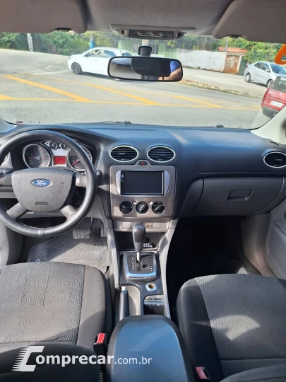 FOCUS 2.0 Ghia 16V