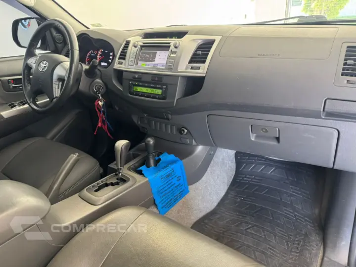 Hilux Caminhonete 2.7 16V 4P SRV FLEX 4X4  CABINE DUPLA AUTO