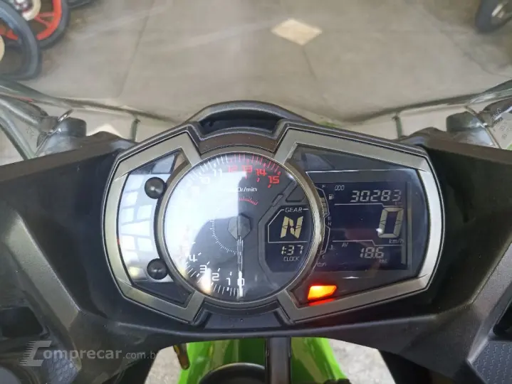 NINJA 400