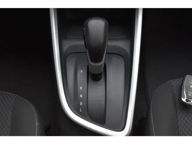 ONIX - 1.0 TURBO PLUS LTZ AUTOMÁTICO