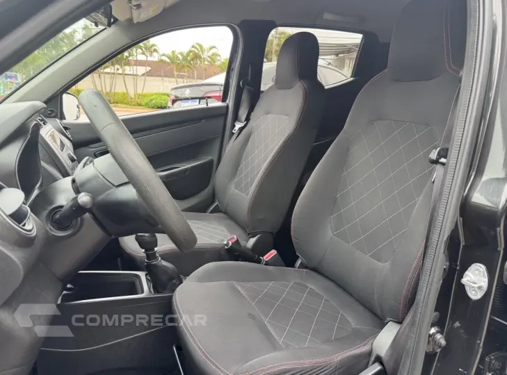 Kwid KWID Zen 1.0 Flex 12V 5p Mec.