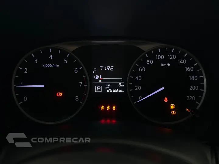 KICKS Active 1.6 16V Flex Aut.