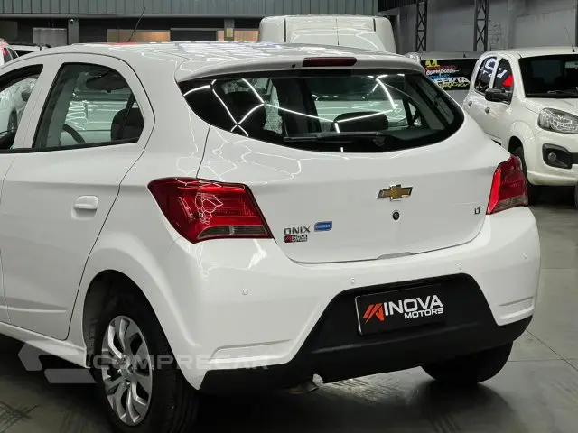 ONIX - 1.0 MPFI LT 8V 4P MANUAL