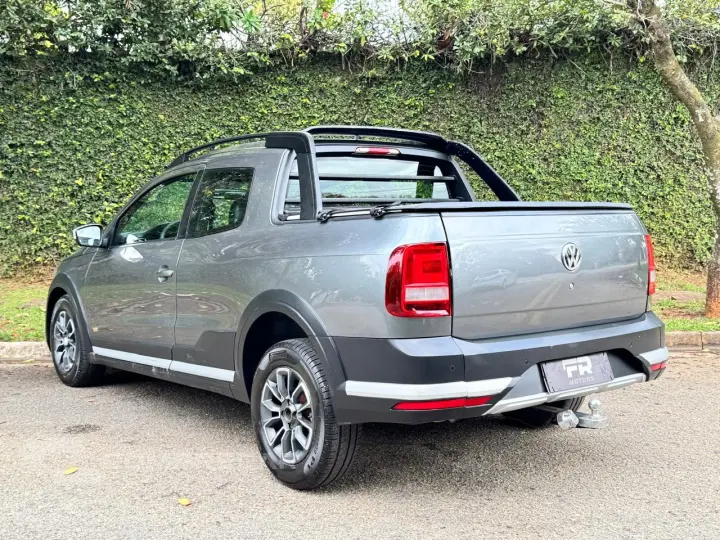 SAVEIRO 1.6 Cross CD 16V