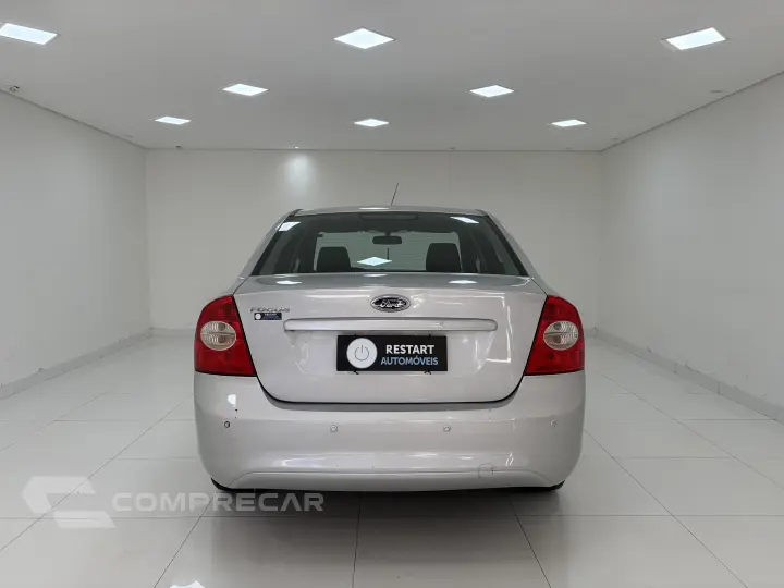 FOCUS 1.6 SE Sedan 16V