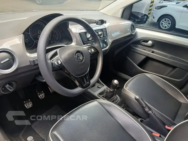 CROSS UP - 1.0 TSI 12V 4P MANUAL