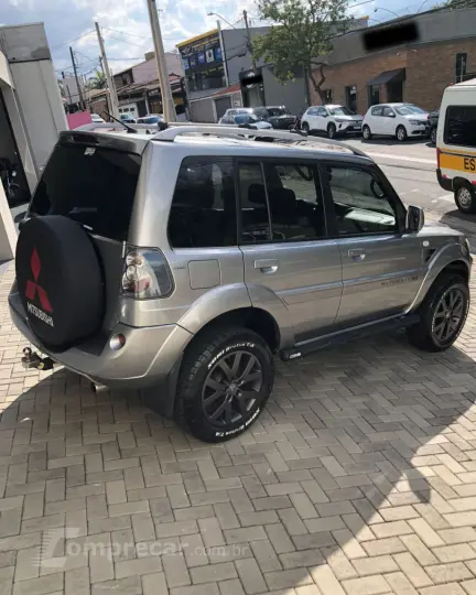 Pajero TR4 2.0/ 2.0 Flex 16V 4x4 Aut.