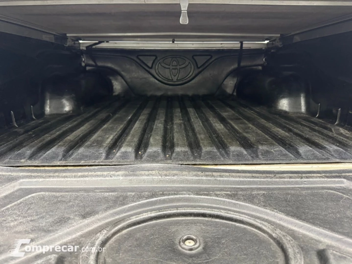 HILUX 2.4 4X4 CD 8V