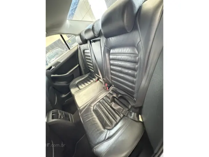 JETTA 2.0 TSI HIGHLINE 211CV GASOLINA 4P TIPTRONIC