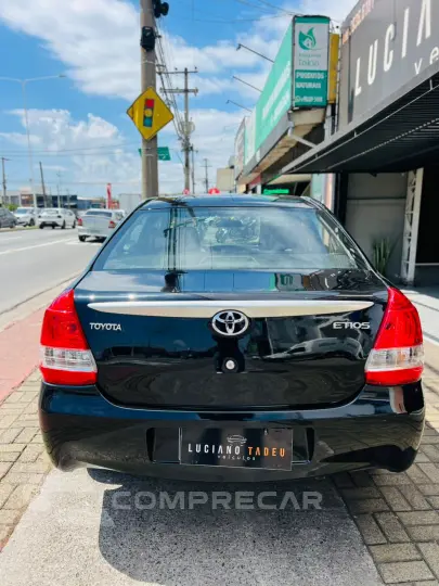 ETIOS 1.5 XLS Sedan 16V