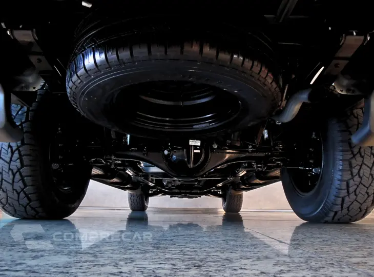 L200 TRITON 2.4 16V Turbo Sport Hpe-s CD 4X4