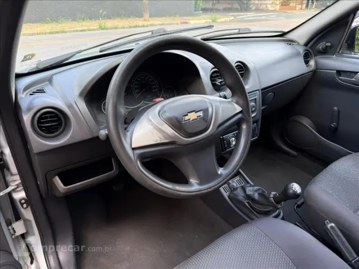 CELTA 1.0 MPFI LS 8V