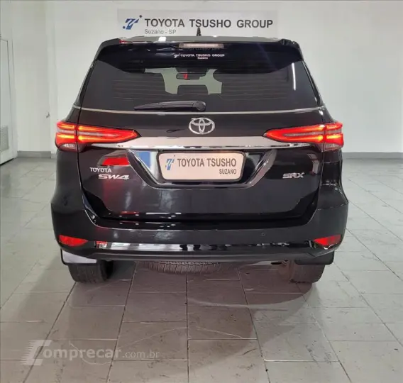 HILUX SW4 2.8 D-4d Turbo SRX 7L 4X4