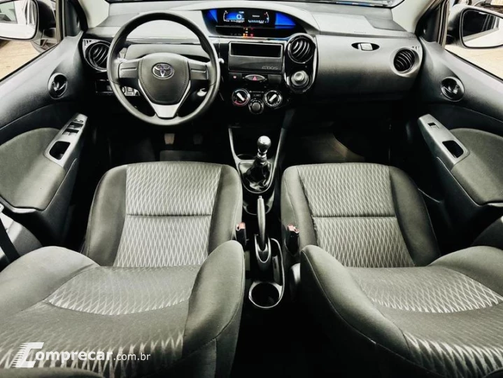 ETIOS X PLUS SEDAN 1.5 FLEX 16V 4P MEC.