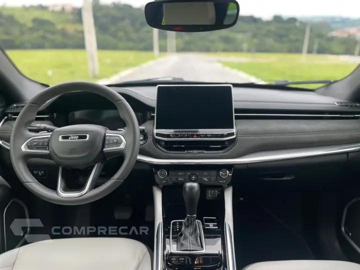 COMMANDER 1.3 T270 Turbo Overland