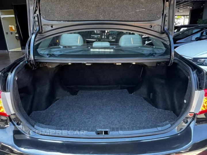 COROLLA 2.0 XEI 16V FLEX 4P AUTOMÁTICO