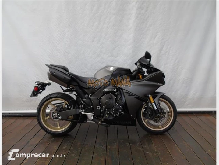 YZF R1