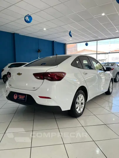 onix sedan