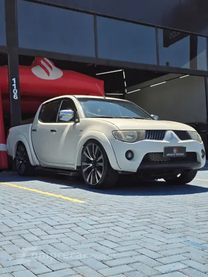 L200 Triton HPE 3.2 CD TB Int.Diesel Aut