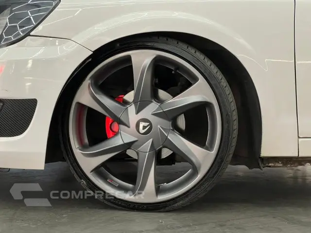 CELTA - 1.0 MPFI LT 8V 4P MANUAL