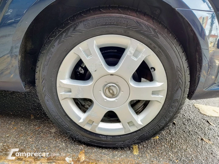 VECTRA 2.0 MPFI Elegance 8V