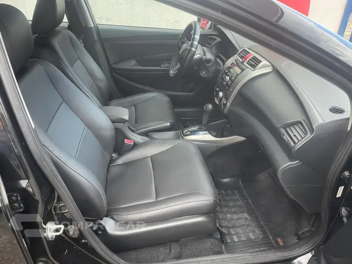 CITY 1.5 LX Sedan 16V