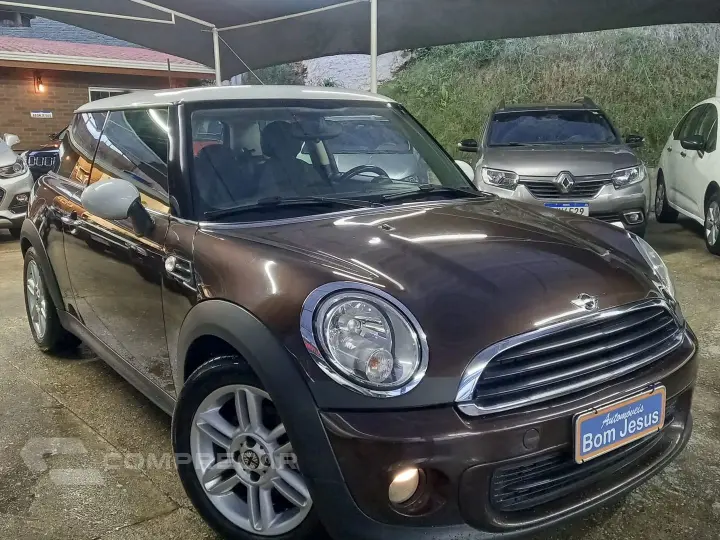 One 1.6 16V Gasolina 2P Manual