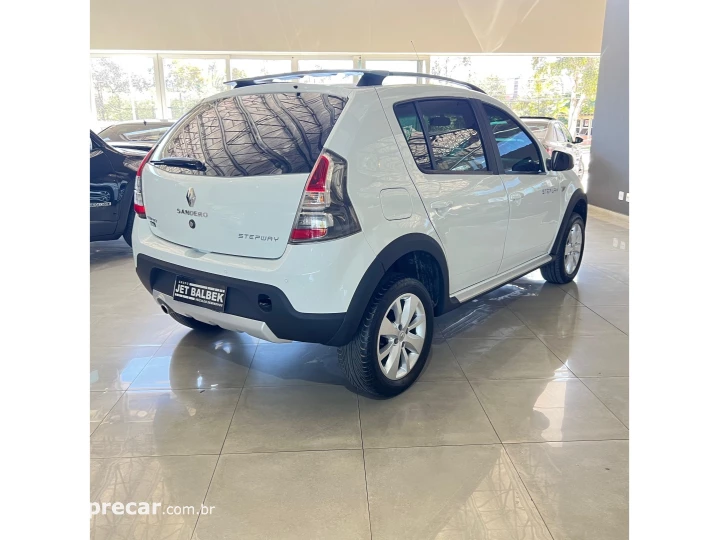 SANDERO 1.6 STEPWAY 16V FLEX 4P AUTOMÁTICO