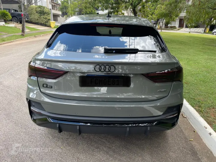 Q3 2.0 40 TFSI Sportback Performance Black Quattro