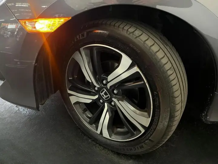 CIVIC SEDAN TOURING 1.5 TURBO 16V AUT 4P