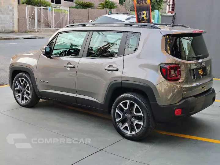 Renegade Longitude 1.8 4x2 Flex 16V Aut.