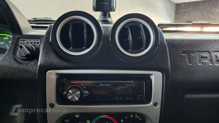 T-4 4x4 3.0 TB Int. Cap. Rígida Diesel