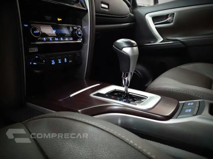 HILUX SW4 2.8 SRX 4X4 7 LUGARES 16V TURBO INTERCOOLER DIESEL