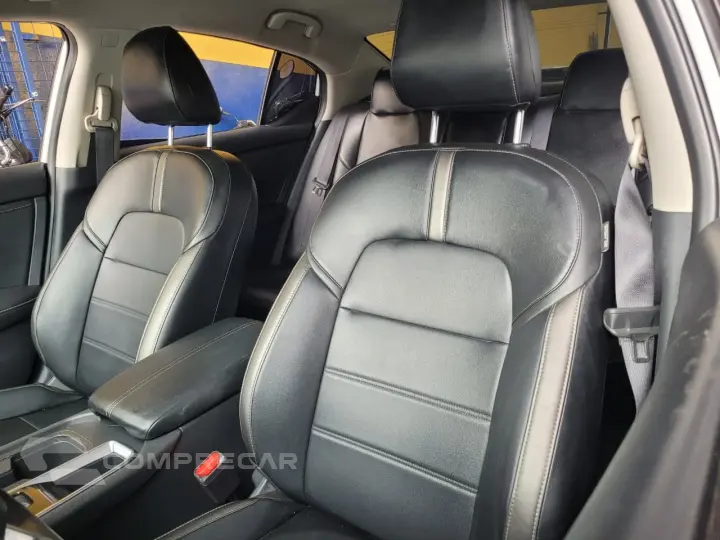 Sentra Advance 2.0 16V Aut.