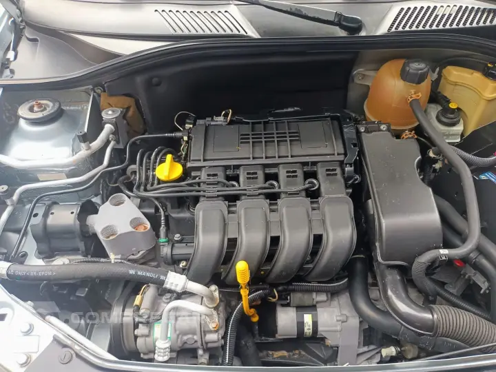 Clio 1.0 Expression 16V Gasolina 4P Manual