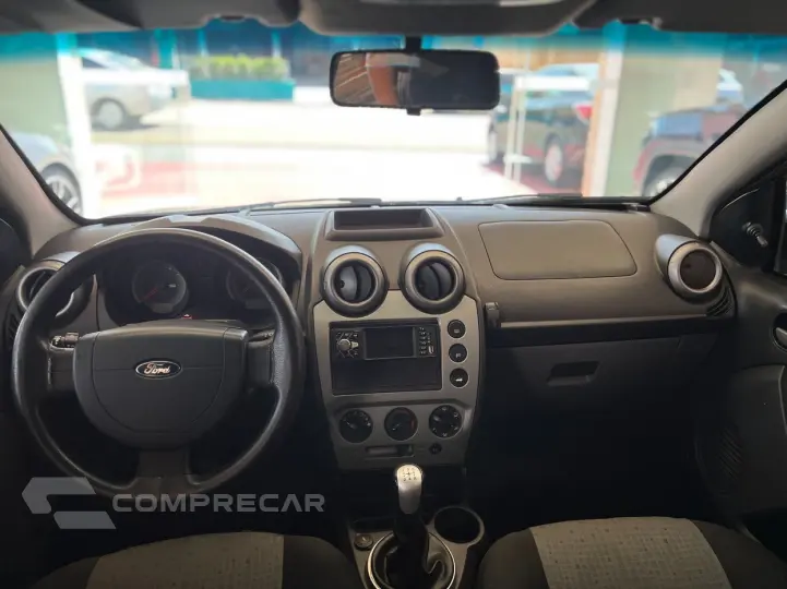 FIESTA 1.6 ROCAM SE SEDAN 8V FORD