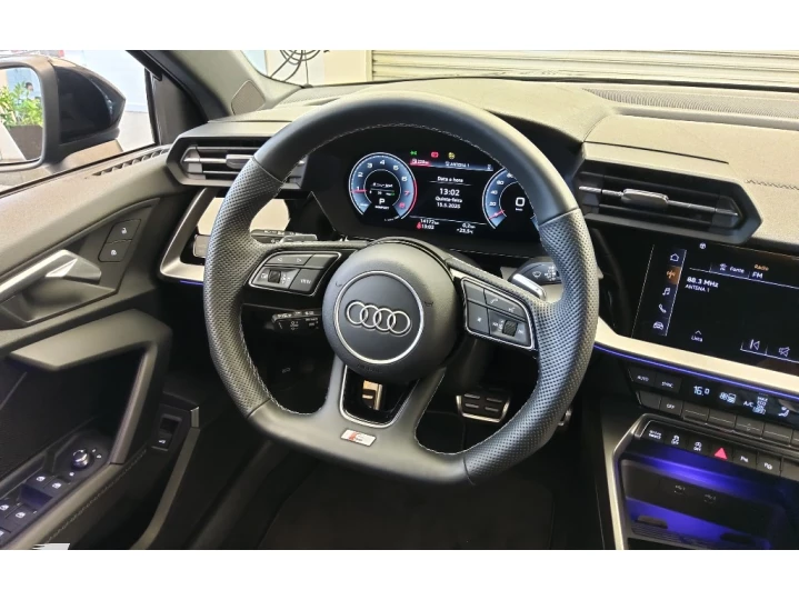 A3 2.0 40 TFSI MHEV SEDAN PERFORMANCE BLACK S-TRONIC