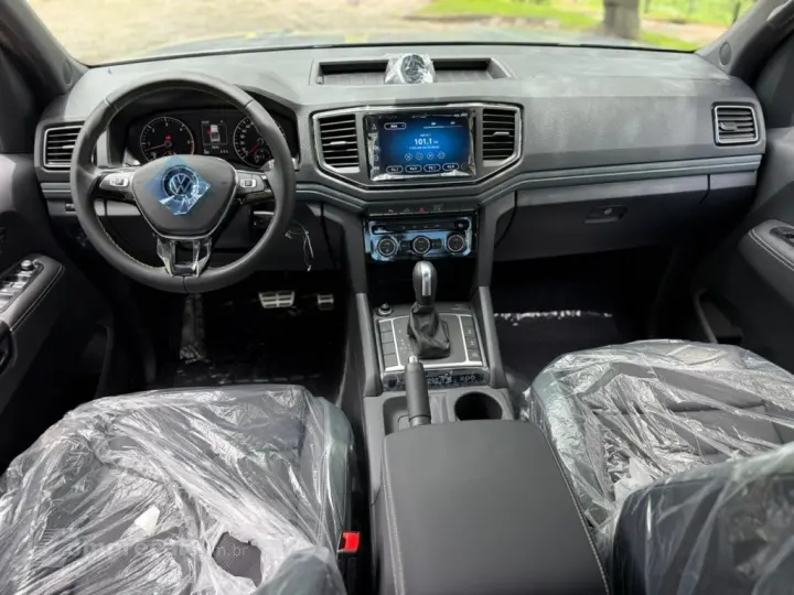 AMAROK 3.0 V6 TDI DIESEL BARRETOS 70 ANOS CD 4MOTION AUTOMÁT