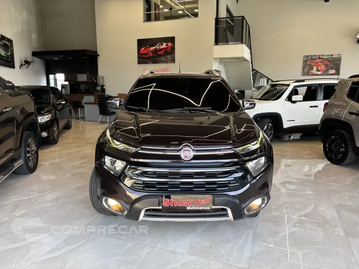 TORO 2.0 16V Turbo Ranch 4WD