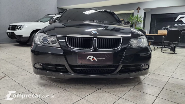 320i